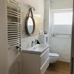 Baltic B8 Apartman *